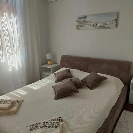 Апартамент Lillies Sunny Relax Созопол